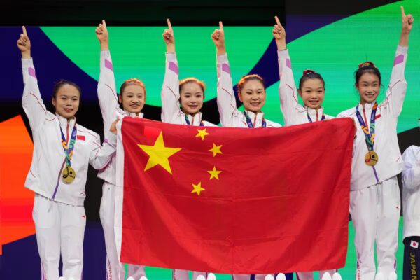 China conquista el campeonato mundial de gimnasia artística por equipos tras 20 años y asegura su lugar en Los Ángeles 2028