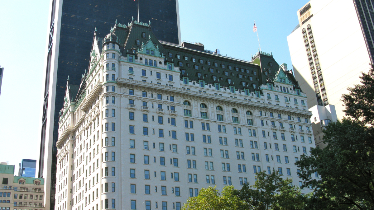 El icónico Hotel Plaza cerrará temporalmente sus puertas por cuatro años.