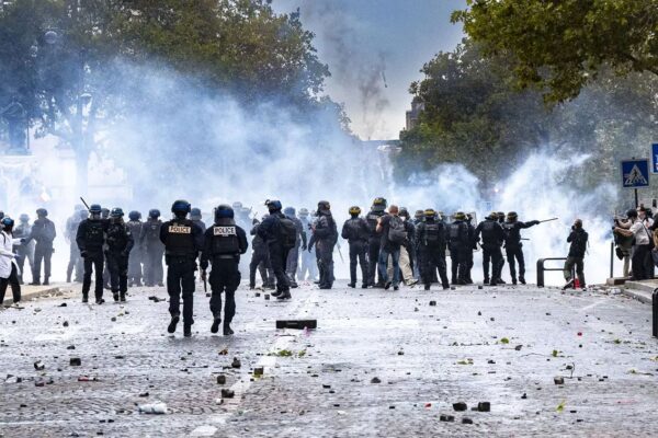 Protestas en Francia: 135 arrestos y enfrentamientos con la policía en Lyon