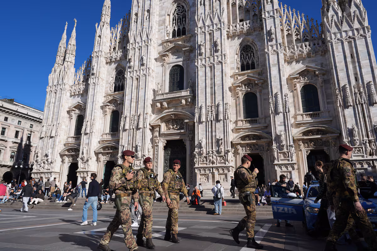 Protestas en Italia concluyen pacíficamente con la detención del presunto instigador en redes sociales
