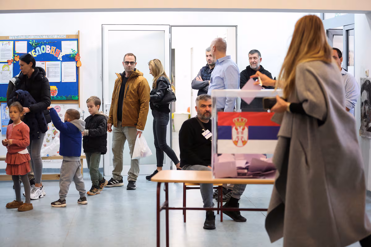 Estudiantes serbios desafían a Vucic en las elecciones tras casi dos años de movilizaciones.