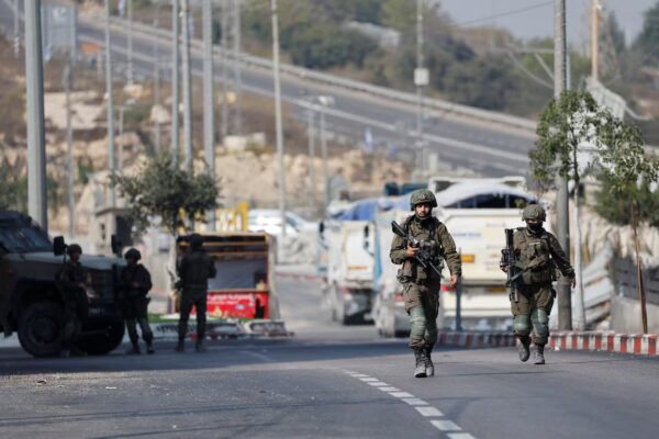 Más de 250 familias desalojadas en Hebrón por acciones del ejército israelí tras un ataque palestino
