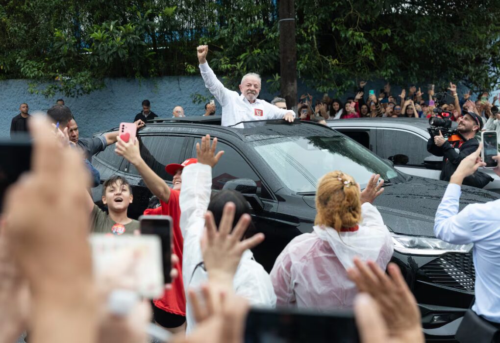 Lula triunfa en las elecciones, pero enfrenta un Brasil transformado y desafiante.