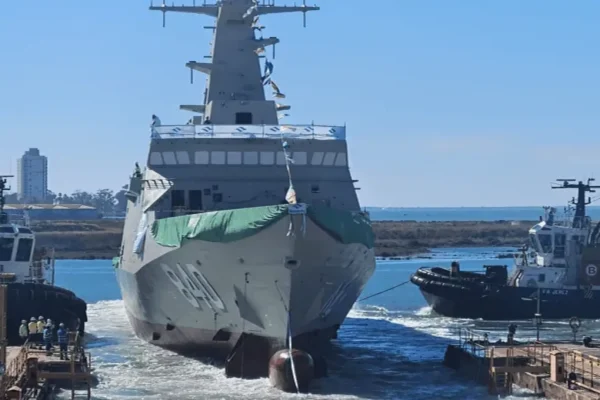 Navantia lanza en Cádiz la séptima corbeta destinada a Arabia Saudí