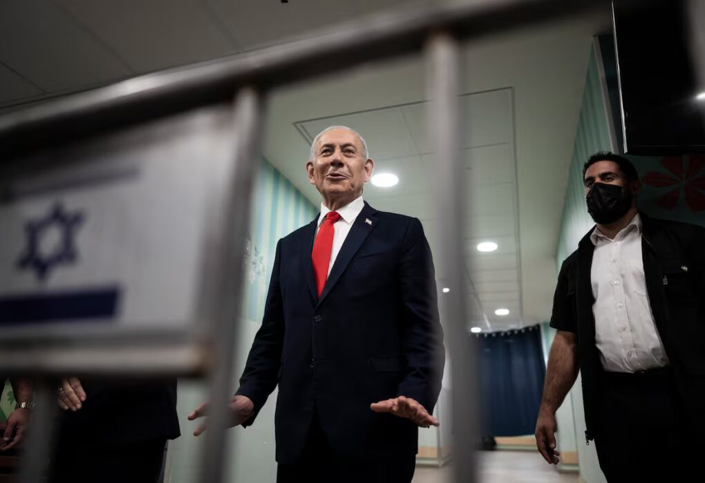 Netanyahu triunfa en las elecciones israelíes, pero su coalición no alcanza la mayoría necesaria