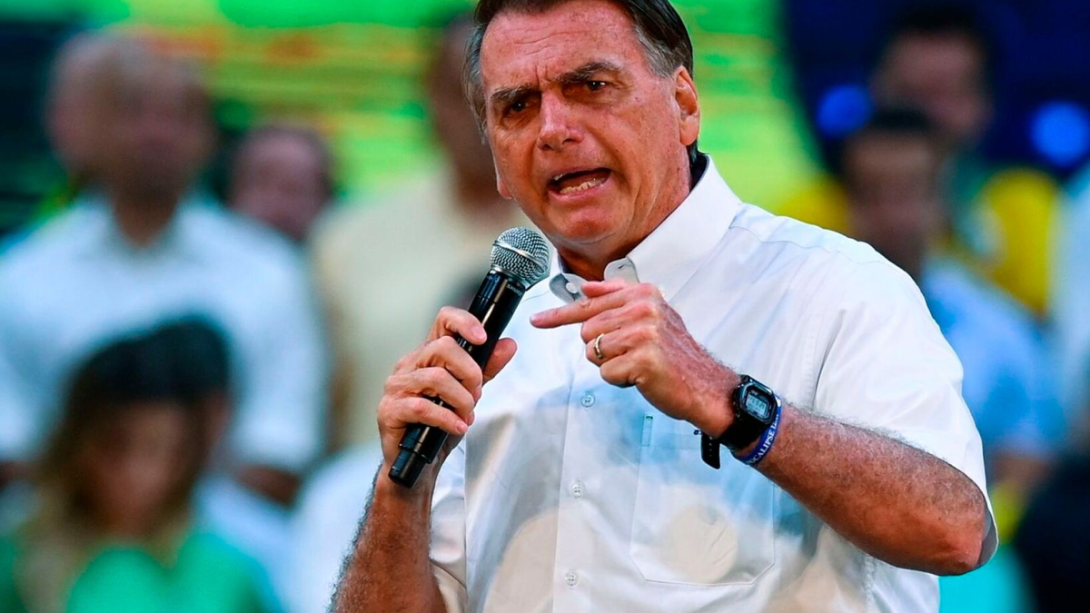 Flávio Bolsonaro se establece en Miami tras abandonar Brasil