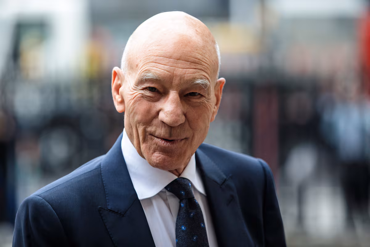 Fallece Patrick Stewart, icónico capitán Picard y profesor Xavier, a los 86 años en Estados Unidos