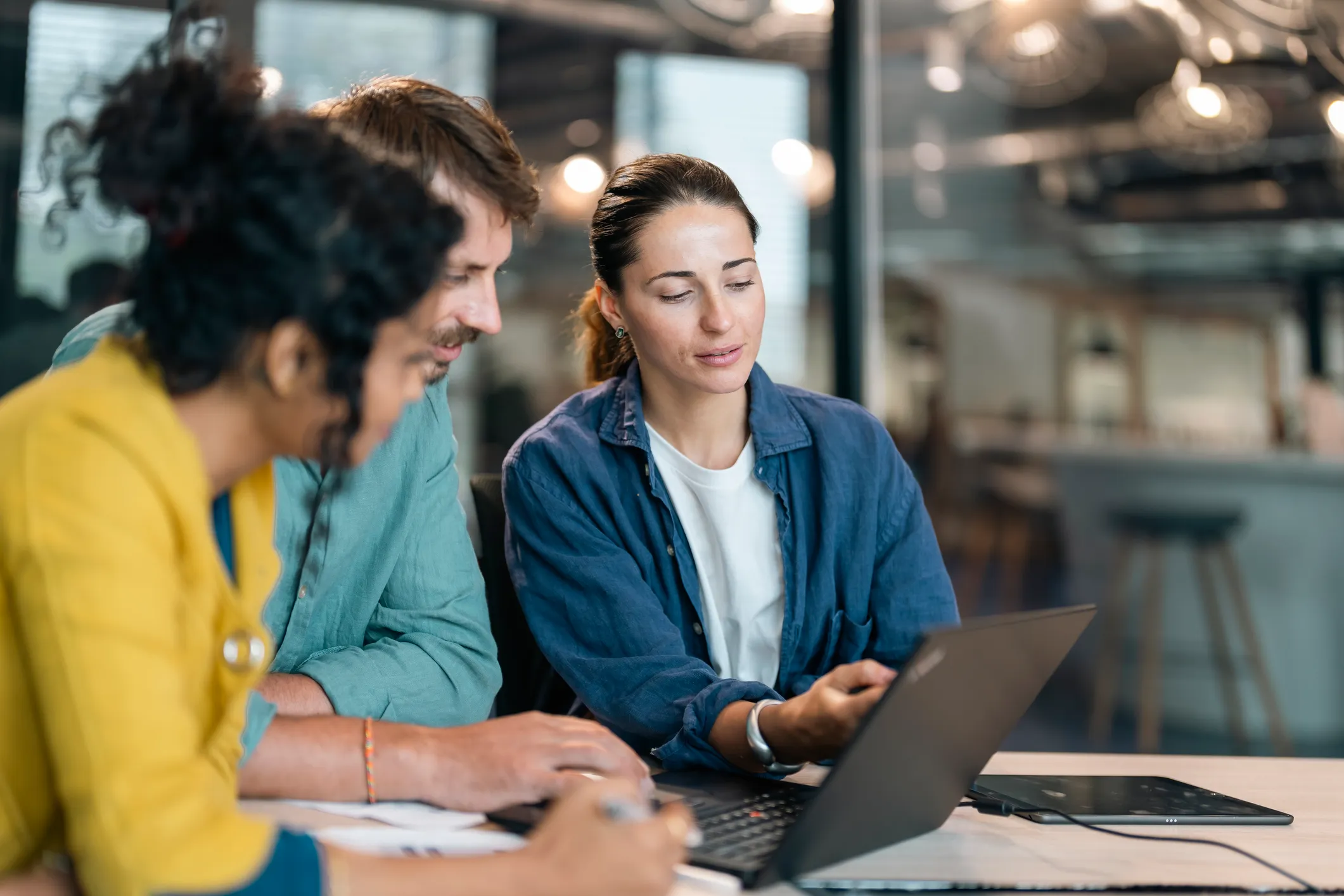 Cinco Estrategias de Marketing para Potenciar la Captación de Capital en Startups Tecnológicas