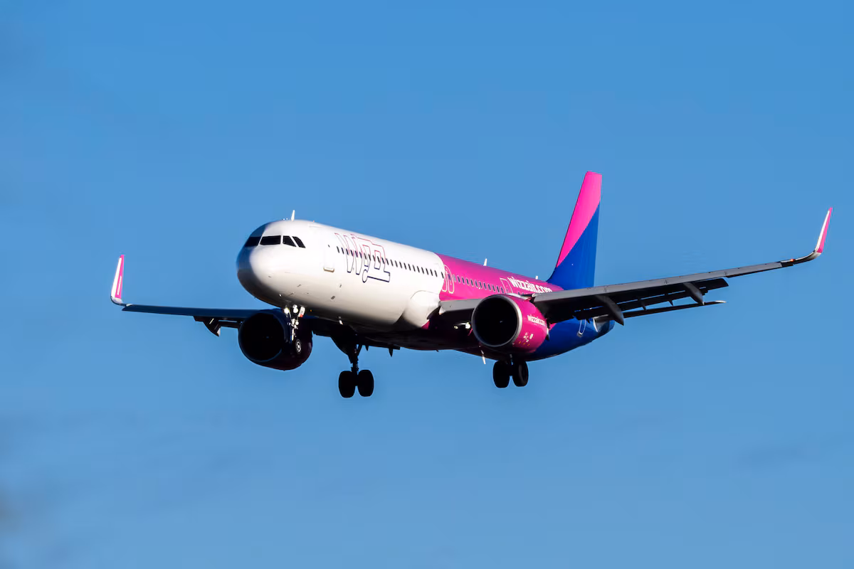 Wizz Air lanza dos nuevas rutas aéreas desde Madrid, Sevilla y Málaga tras interrupción del servicio de tren por accidente en Urda